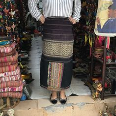 Vintage tribal Lu tube skirt. It is produced with handmade,hand embroidered,hand woven in cotton. It has one place with hole and I never wash it . The people buy can make pillows cover or any idea... Measurements 49 cm-89 cm Weight 320 grams Tube Skirt, How To Make Pillows, Hand Embroidered, Lace Skirt, Maxi Skirt, Vietnam, Hand Weaving, Pillow Covers, Skirt