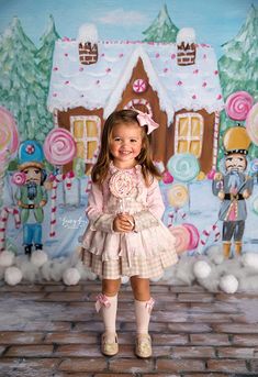 Christmas Candyland Gingerbread House Photography Backdrop & Backgrounds | HSD Nutcracker Candyland, Toddler Christmas Photoshoot, Gingerbread House Backdrop, Photo Booth Props Christmas, Kids Gingerbread House, Toddler Christmas Photos, Photo Props Christmas, Winter Photo Backdrop