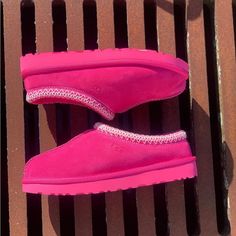 New With Box Rock Rose/Rock Rose Pink Ugg Slippers, Panther Print, Pink Uggs, Ugg Tasman Slippers, Rock Rose, Baby Uggs, Shoes Ugg, Slides Slippers, Ugg Tasman