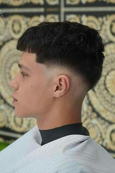 Low Bald Fade, Faded Haircut, Haircut Ideas Trendy, Boys Fade Haircut, Fade Haircuts For Men, French Crop, Classic Mens Hairstyles, Crop Haircut