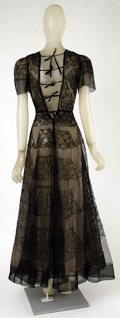 Vionnet evening dress 1937