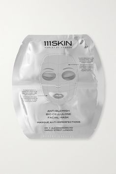 111SKIN's facial mask set contains two separate halves with unique ingredients to tackle blemishes. The upper half addresses diet, product and perspiration-related spots, while the lower half fights hormonal acne by compressing inflammation and redness. Together they soothe, neutralize and re-balance the skin's microbiome but can also be used separately target specific concerns.   - Paraben, paraffin and sulphate-free  - Includes five single-use masks  - Helps restore moisture after long-haul fl Turmeric Face Mask, Skin Face Mask, Hormonal Acne, Skin Care Mask, Beauty Must Haves, Facial Mask, Luxury Skincare, Facial Masks, Propylene Glycol