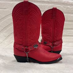 Questions? Leave A Comment Below! Excellent Preowned Condition With Minimal Signs Of Wear. Fall, Winter, Rodeo, Horse, Equestrian, Country, Valentine’s, Christmas Heart Harness, Country Valentine, Leather Heart, Boot Companies, Horse Equestrian, Western Cowgirls, Western Cowgirl, Boots Women, Cowgirl Boots