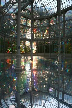 Crystal Palace Madrid, Crystal Palace, Beautiful Architecture, Cool Places, Casas De Ensueño, Pretty Places, Fantasy Landscape, Art Blog