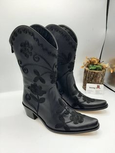 This are handembroidered custom made mid-calf black boots. Every size available. Custom made boots, if you need wider calf size you can let us know your calf circle measurments. To make custom boots No extra charging. Made with genuine leather. Boots height is 12 inches, 30 cm. Style is cowboy style. Handmade. Very comfy and useful, waterproof. Made in Turkey. We have door to door express shipping service. İf you have any question please contact with us. bemyboots.etsy.com Thank You Gum Boot, Black Leather Cowboy Boots, Boots Mid Calf, Comfy Boots, Fashion Usa, Pointy Toe Boots, Comfy Boot, Wedding Boots, Embroidered Boots