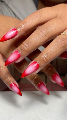 Airbrushed Valentines Nails, Pink And Red Airbrush Nails, Valentine’s Day Aura Nails, Aura Valentine Nails, Airbrush Valentine Nails, Airbrush Red Nails, Red And Pink Aura Nails, Pink Red Nail Designs, Pink And Red Aura Nails