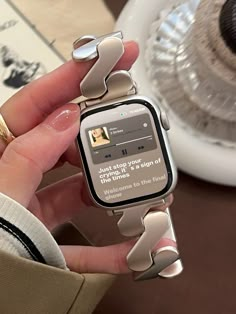 Beis  Collar  Acero Inoxidable  Banda de reloj inteligente Embellished Apple Watch Bracelets, Iwatch Apple, Watch Chain, Brushed Stainless Steel, Student Gifts, Apple Watch Series, Apple Watch Bands, Vintage Charms