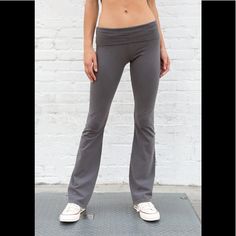 Soft Cotton Blend Yoga Pants With A Flare Pant Leg. Fabrics: 100% Cotton Measurement: 12" (30 Cm) Rise, 32" (81 Cm) Inseam, 26" (66 Cm) Waist (Stretches) Made In: Italy Fitted Cotton Yoga Pants For Fall, Fitted Straight Yoga Pants For Loungewear, Elastane Straight Pants For Yoga, Elastane Yoga Straight Pants, Fitted Lounge Pants With Comfort Waistband, Fitted Loungewear Pants With Comfort Waistband, Fitted Cotton Sweatpants For Workout, Fitted Sweatpants For Fall, Fitted High Waist Sweatpants For Fall