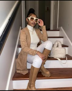 Women Birthday Outfit Ideas Winter, Outfit Ideas With White Dress, Leather Cream Pants Outfit, Casual Outfits Fall Black Women, Casual Boujee Outfits Winter, Brown And White Outfit Black Women, Cream Body Suit Outfit, Winter Clothing Black Women, Classic Chic Outfits Winter