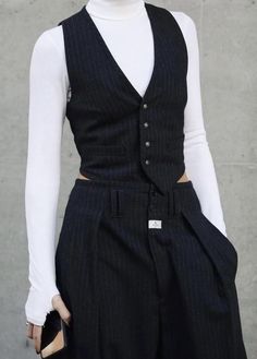 Layered Professional Outfits, Office Outfits Women Winter 2023, Classic Vest Outfits, Button Up Vest Outfits For Women, Button Vest Outfits For Women, How To Style Vest Top, Waistcoat Layering, Styling Vests Women, Button Up With Vest