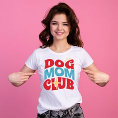 Personalized Gift for Dog Mom/Dog lover Mothers/Dog Mom T-Shirt/Dog Lover T-Shitt/T-Shirt DogMom Club Dog Mom