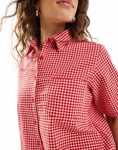 Tops by Motel Part of a co-ord set Shorts sold separately Spread collar Button placket Chest pocket Regular fit Two Piece Outfits Shorts, Dress Bra, Leggings Sale, Red Gingham, Beach Shirt, Long Sleeve Floral Dress, Co Ord Set, Skirt Leggings, Beach Shirts