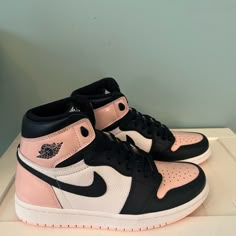 New Never Worn High Top Nike Retro Jordan 1s. Color- Bubblegum. Size 7. Original Box And Additonal Lace Colors Included. Hightop Nike, Jordan High Tops, High Top Nike, High Top Jordans, Nike Shoes High Tops, White Athletic Shoes, Nike Training Shoes, Dream Things, White Nike Shoes