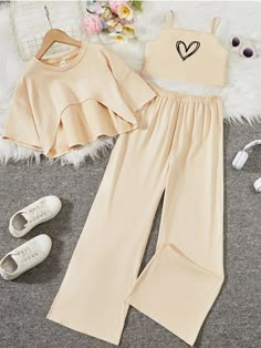 Cute Non Cropped Outfits, Cute Outfits 11-12, Teen Fashion Outfits 13-14 Girly, Outfit Ideas For 11 Yrs Old Girl, Cute Fits For 10-12, Cute Outfits On People, Cute Outfits For 11 Yrs Old Girl, Clothes For Teens Girls Outfits, Short Clothes Women