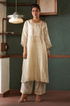 Shop for Bodhi Tree Off White Tunic Zardozi Embroidered Yoke Kurta And Pant Set for Women Online at Aza Fashions Tussar Silk Kurta Designs, Kurta Pant Set, Bodhi Tree, White Kurta, Suit Design, Linen Color, White Tunic, Indian Fashion Designers, Kurta With Pants