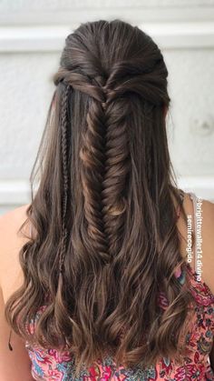 Hair Style Vedio, Traditional Hairstyle, Easy Hairstyles For Thick Hair, Video Tiktok, Open Hairstyles, Long Hair Wedding Styles, Hair Tutorials Easy, Front Hair Styles, Hair Up Styles