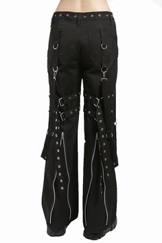 Black Baggy Pants, Grunge Ideas, Inner Darkness, Goth Pants, Body Positive Fashion, Killstar Dress, Higher Frequency, Street Goth