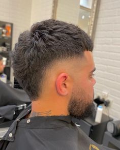 Fohawk Haircut Fade, Men Short Hair Fade, Fohawk Haircut, Taper Fade Short Hair, Mullet Fade