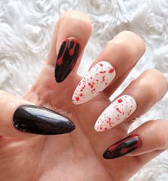 21 Blood Nail Art Designs for Halloween - ♡ July Blossom ♡ Blood Nail Art, Stained Nails, Blood Nails, Splatter Nails, Black Halloween Nails, Cute Pink Nails, Halloween Acrylic, Blood Splatter, Halloween Acrylic Nails