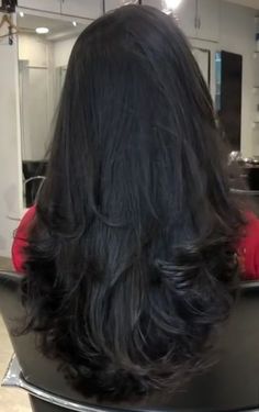 Black Long Hair Blowout, Bombshell Layers, Hair Inspp, Black Hair Haircuts, Filipino Hair, Grow Black Hair, Pretty Hair Cuts, Homemade Hair Treatments, Black Brown Hair