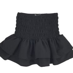 New Zara Tiered Stretch Ruffled Mini Skirt Size Small Womens Solid Black Micro S Waist Laying Flat 13” Length 15.5” Cheap White Zara Skirt, Chic Ruffled Skort For Party, Solid Ruffled Skort, Chic Skirted Skort With Ruffle Hem, Chic Ruffled Skort, Black Tiered Skirt With Ruffles, High Waist Ruffled Skort In Solid Color, High Waist Solid Skort With Ruffles, Chic High Waist Mini Skirt With Ruffles