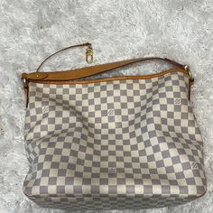 White Authentic Louis Vuitton Bag. Purchased At A Lv Store. Large Bag , Just Too Large For Me. Strap In Good Shape, Not Discolored . A Couple Spots On The Inside. The Outside Is Nearly Perfect Condition. Lv Store, Authentic Louis Vuitton Bags, Bags Louis Vuitton, Vuitton Bag, Louis Vuitton Bags, Large Bag, Authentic Louis Vuitton, Louis Vuitton Bag, Bag Lady