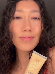 A “no-makeup” must-have for healthy-looking skin. Creamy Concealer, Tarte Cosmetics, Juicy Lips, Makeup Must Haves, Mineral Pigments, Sodium Lauryl Sulfate, Tarte Makeup, Even Out Skin Tone, Soften Skin