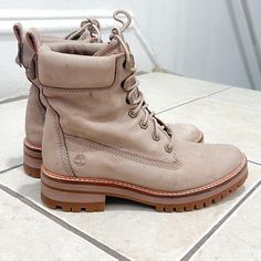 Tan and cream Timberland boots

#vintage #timberland #boots #women

✅ Size 9 Women
✅ Tan & cream
✅ women
✅ Leather 

🚛 Fast shipping 2 to shipping Timberland Boots Women, Boots Vintage, Boots Women, Women Leather, Timberland Boots, Women's Boots, Leather Women, Womens Boots, Cream