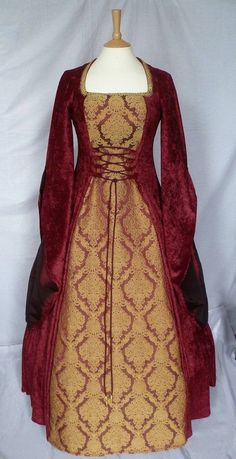 This listing is for a custom made dress,it will be made to your measurements. Please send me your bust,waist and hip measurement,and please measure from the top of your shoulder to the floor with shoes. It will be made with beautiful wine red crushed velvet and stunning dark red and gold Gold Medieval Dress, Red Medieval Dress, Medieval Dress Diy, Medieval Dress Princess, Medieval Dress Pattern, Daena Targaryen, Wedding Dress Red, Medieval Wedding Dress, Medieval Gown