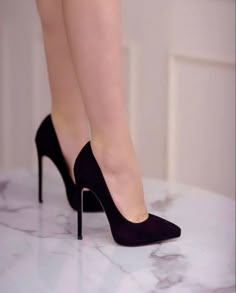 Trendy Black Heels, Women Shoes Black, Cute High Heels, Black Stiletto Heels, Fashion Shoes Heels, Shoes Outfit Fashion, Heels Classy