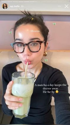 Shahad Core, Girls Run The World, Aesthetic Indie, Healthy Lifestyle Inspiration, Wearing Glasses, 가을 패션, Happy Lifestyle, Insta Photo Ideas, Just Girl Things