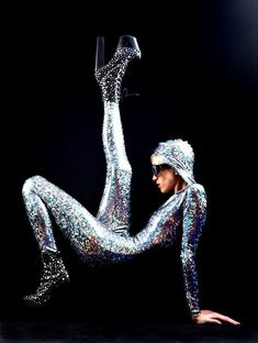 Silver Holographic, Futuristic Fashion, Studio Photo, Future Fashion, Glam Rock, Laura Lee, Model Poses, Adult Costumes