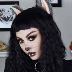 Bat Makeup, Wolf Makeup, Unique Halloween Makeup, Skyrim Cosplay, Halloween Make-up Looks, Amazing Halloween Costumes, Creepy Halloween Makeup