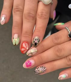 Fun Nail Ideas Creative, Trending Nail Designs 2024, Short Tropical Nails, Hippie Nail Art Boho, Creative French Tip Nails, Funky Nails Short, Funky Acrylic Nails, Nail Inspo Funky, Spunky Nails