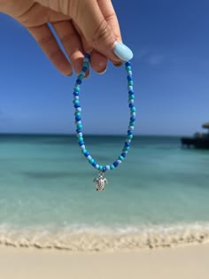 Seed bead anklet with turtle charm Not stretchy Songcord Ideas, Seed Bead Anklet, Bead Anklet, Crystal Bead Jewelry, Preppy Jewelry, Hemp Jewelry, Beaded Anklet, Bracelets Design, Beaded Jewels