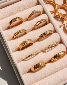 Rings Making, Dainty Gold Ring, Everyday Wear Jewelry, Thick Ring, Dainty Gold Rings, Gold Ring Designs, Hammered Rings, Ringe Gold, Ring Stack