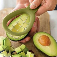 Welcome to Feinib! Thank you! Many blessings! 2PC Kitchen Gadgets Kitchen Knife Gadget Kitchen Tool Mini Cut Hand Tool Gadgets Dice New Product Description Newest avocado tool on the market. Grab an avocado, slice in half, push pitted avocado half down on the stainless grid, and snarl to get perfect avocado cubes every time. Avocado cubes are perfect for all of your favorite recipes like avocado toast, guacamole, add ons for tacos, wraps, sandwiches, and more. Ergonomic grip makes it easy to dic Cooking Gadgets, Cool Kitchen Gadgets, Lasagna Recipe, Williams Sonoma, Kitchen Stuff, Kitchen Tools And Gadgets, Kitchen Items, Food Styling, Food Hacks