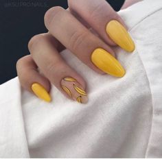 ?????? ? ???? #manicure #manicure #diseos Unghie Sfumate, Yellow Nail Art, French Pedicure, Gel Pedicure, Yellow Nail, Fall Nail Art Designs, Simple Nail Art Designs, Nail Swag