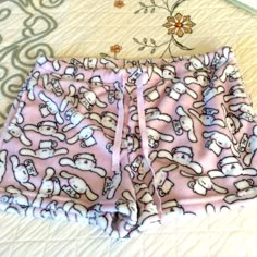 Cinnamon Roll Hello Kitty Cozy Shorts Brand New Size Xl Cinnamon Roll Hello Kitty, Hello Kitty Pjs, Hello Kitty Shorts, Night Shorts, Sanrio Clothes, Hello Kitty Bow, Candle Pedestal, Girly Girl Outfits, Pj Shorts