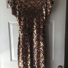 100% Wool, 1980's Bronze Sequence Dress. This Gorgeous Dress Sparkles Like Diamonds. In Wonderful Condition! Great For New Years, Or Any Formal Outing. Sequence Dress, Dresses Vintage, Vintage Brown, Gorgeous Dresses, Vintage Dresses, Vintage Ladies, Colorful Dresses, Diamonds, Womens Dresses