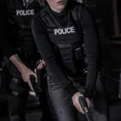 Cop Aesthetic, Police Aesthetic, Female Police Officers, Female Detective, My Future Job, Female Cop, Police Life, Police Detective