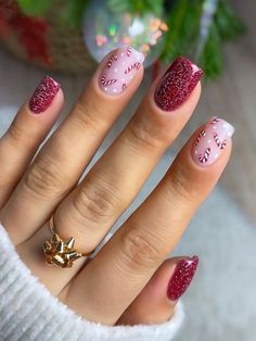 Candy Cane Nails, Red Christmas Nails, Christmas Nails Easy, Cute Christmas Nails, Christmas Gel Nails, Colorful Nails, Cute Gel Nails, Christmas Nails Acrylic, Christmas Inspo