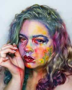 Colorful Sfx Makeup, Creative Makeup Looks Halloween, Watercolour Makeup, Creative Face Paint, Halloweenský Makeup, Monster Makeup, Painting Makeup, Paint Makeup