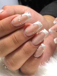 White Nail Inspo With Gems, Simple Nails French Tip Coffin, Square Nail Designs With Rhinestones, Acrylic Nails With Diamonds Rhinestones, Prom Nail Ideas White, French Tip With Jewels Nails, French Tip With Rhinestones Square, Nail Ideas Polygel, Birthday Biab Nails