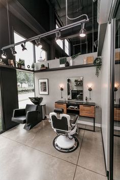 the salon is clean and ready to be used for hairdresser's work