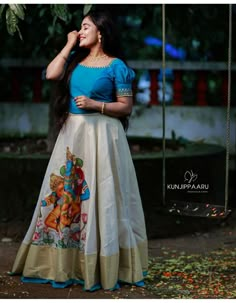 Pavadayum Blouse, Kerala Set Pavada Blouse, Kerala Traditional Skirt And Blouse, Pattu Pavadai Designs Women Kerala, Kerala Davani Set, Traditional Dresses Kerala Style, Kerala Style Dhavani Set, Set Skirt And Top Kerala, Pattupavada Blouse Designs For Women