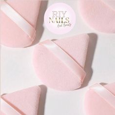 1pc pastel pink makeup face puff Perfect for blending, baking, powdering,etc 🪞💄 2.8in x 2.6in in size  Any questions/queries, please message me! Riy xx Rosa Make-up, Powder Makeup, Pink Makeup, Rose Pastel, Powder Puff, Nail Decals, Pastel Pink, Make Up, Beauty Makeup