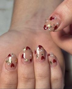 Red And Gold Nails Ideas, Gelish Inspo, Red Nails With Gold, Red And Gold Nails, Magic Nails, Kawaii Nails, Funky Nails