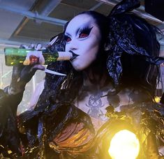 dragula Dragula Drag Looks, Dull Aesthetic, Dragula Drag, Dnd Costume, Horror Drag, Hoso Terra Toma, Mummy Makeup, Demon Tattoo, Dope Makeup