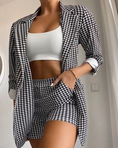 Blazer Short Set Black, Autumn Outwear, Blazer Set, Trend Fashion, Blazer And Shorts, Outfit Casual, Casual Sets, Looks Chic, Set Outfit